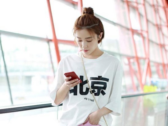 闞清子